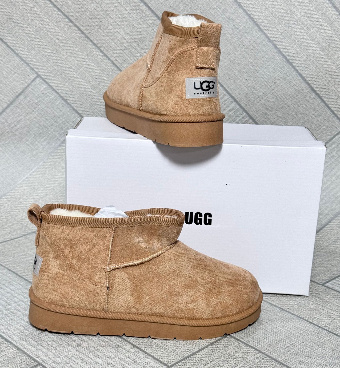 Ladies comfortable UGGS