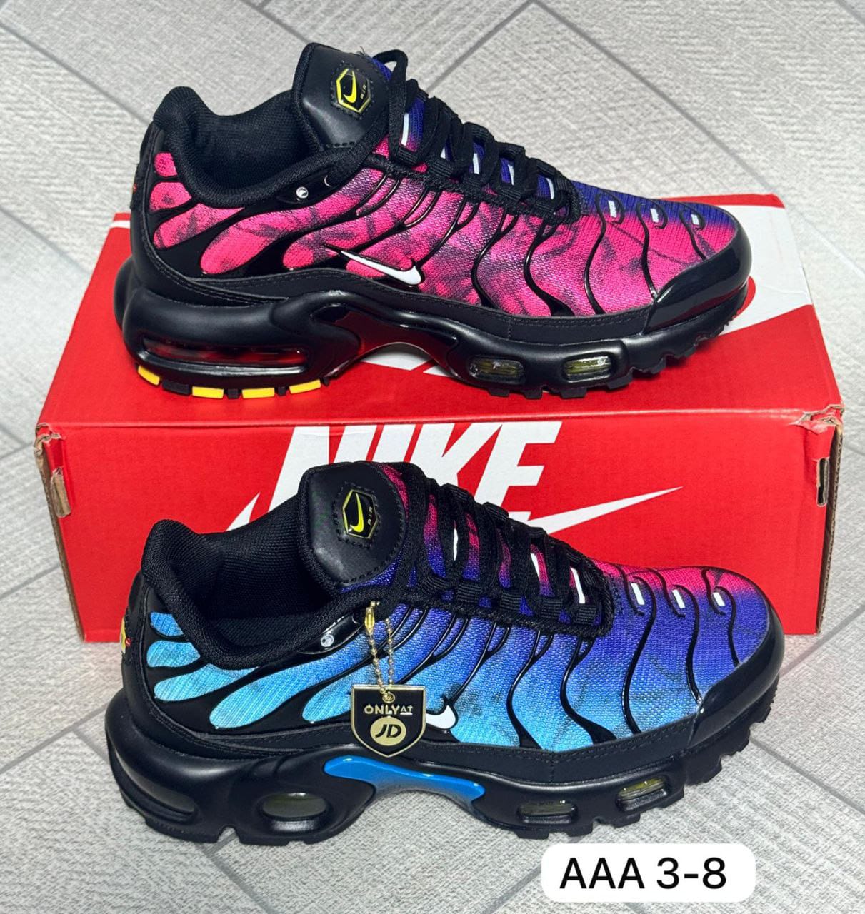 Trainer high quality Shoes for Men's