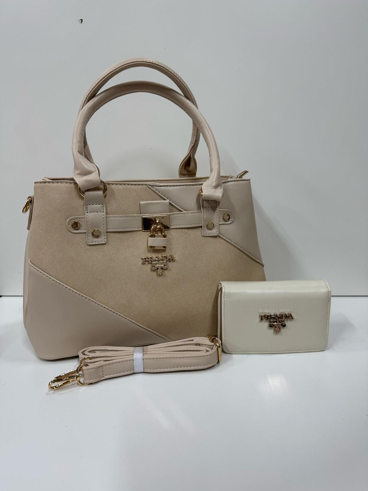 Elegant  Ladies Bags & Purses