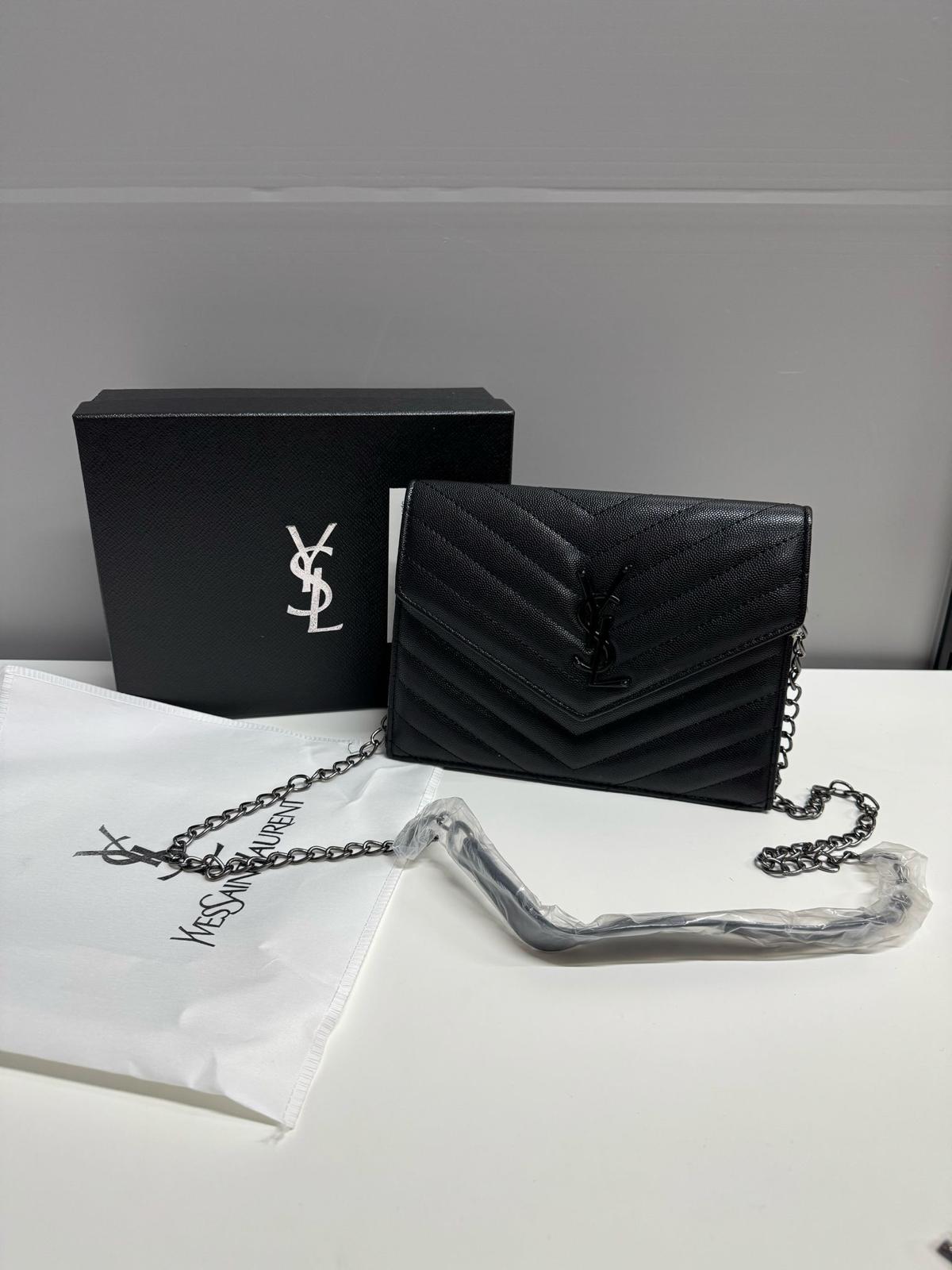 Trendy Shoulder Bags for Ladies