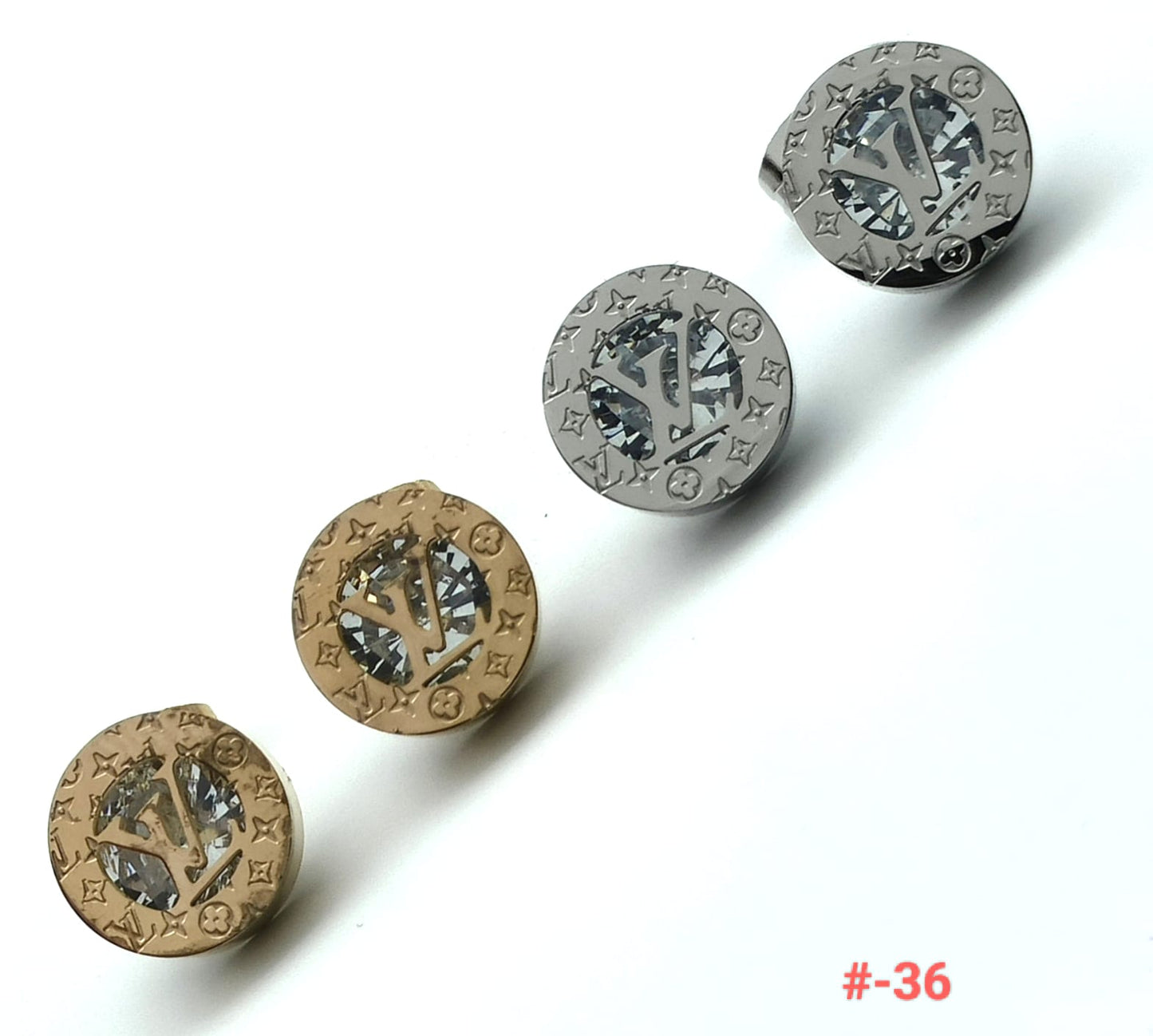 One pair of studs for ladies