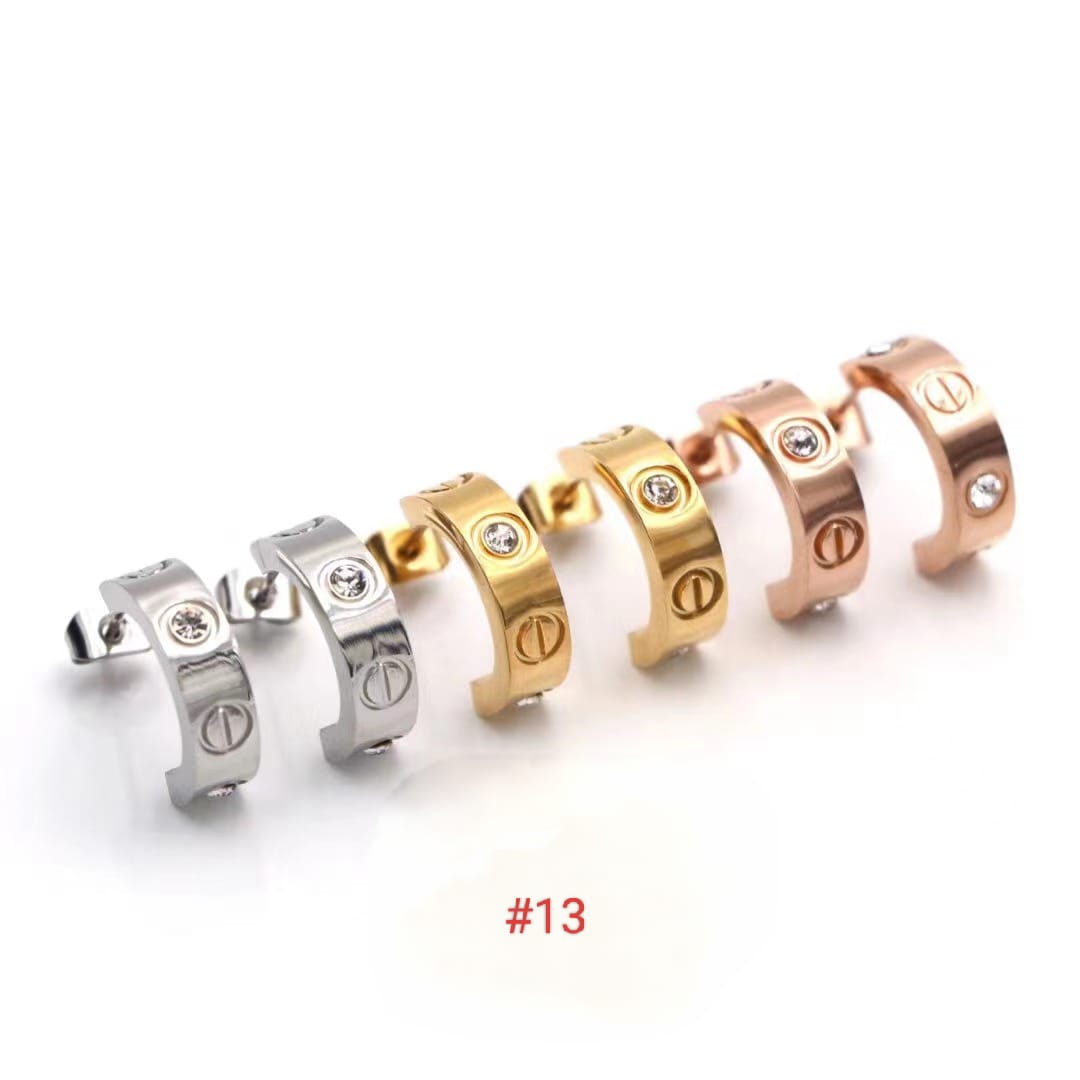 One pair of studs for ladies