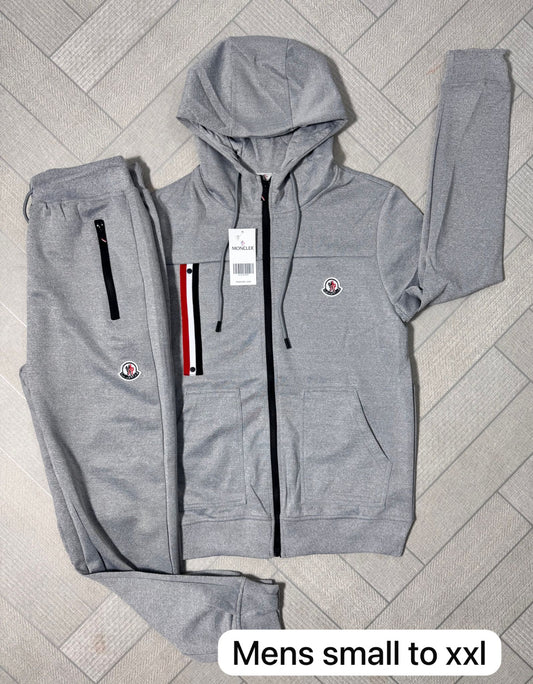 Effortless Style – Men's tracksuits