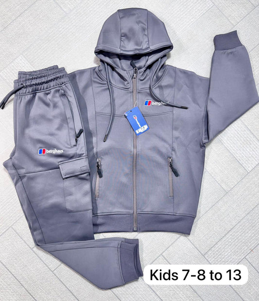 Kids Tracksuits; Move freely