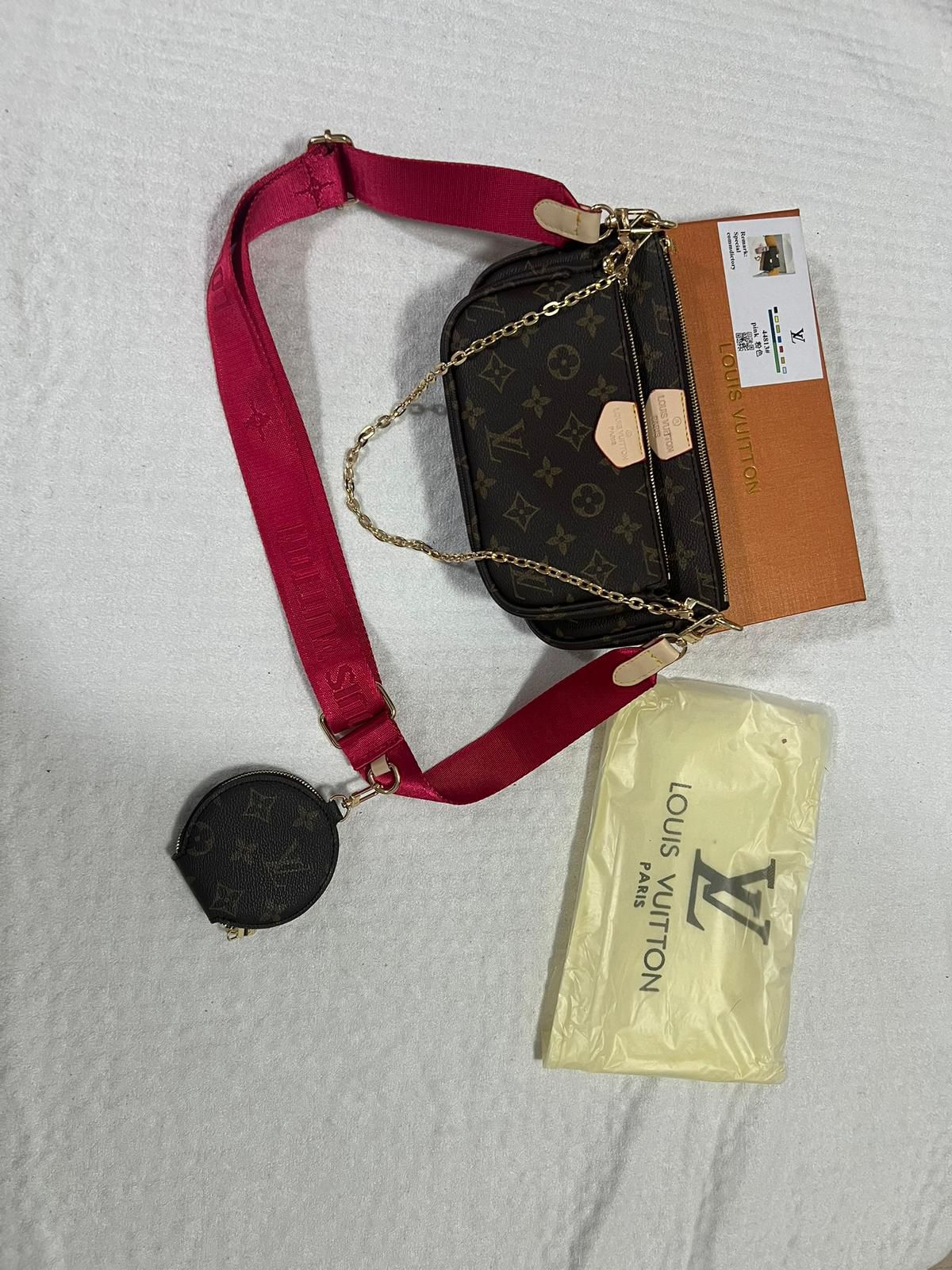 Ladies Bags – Stylish & Boxed