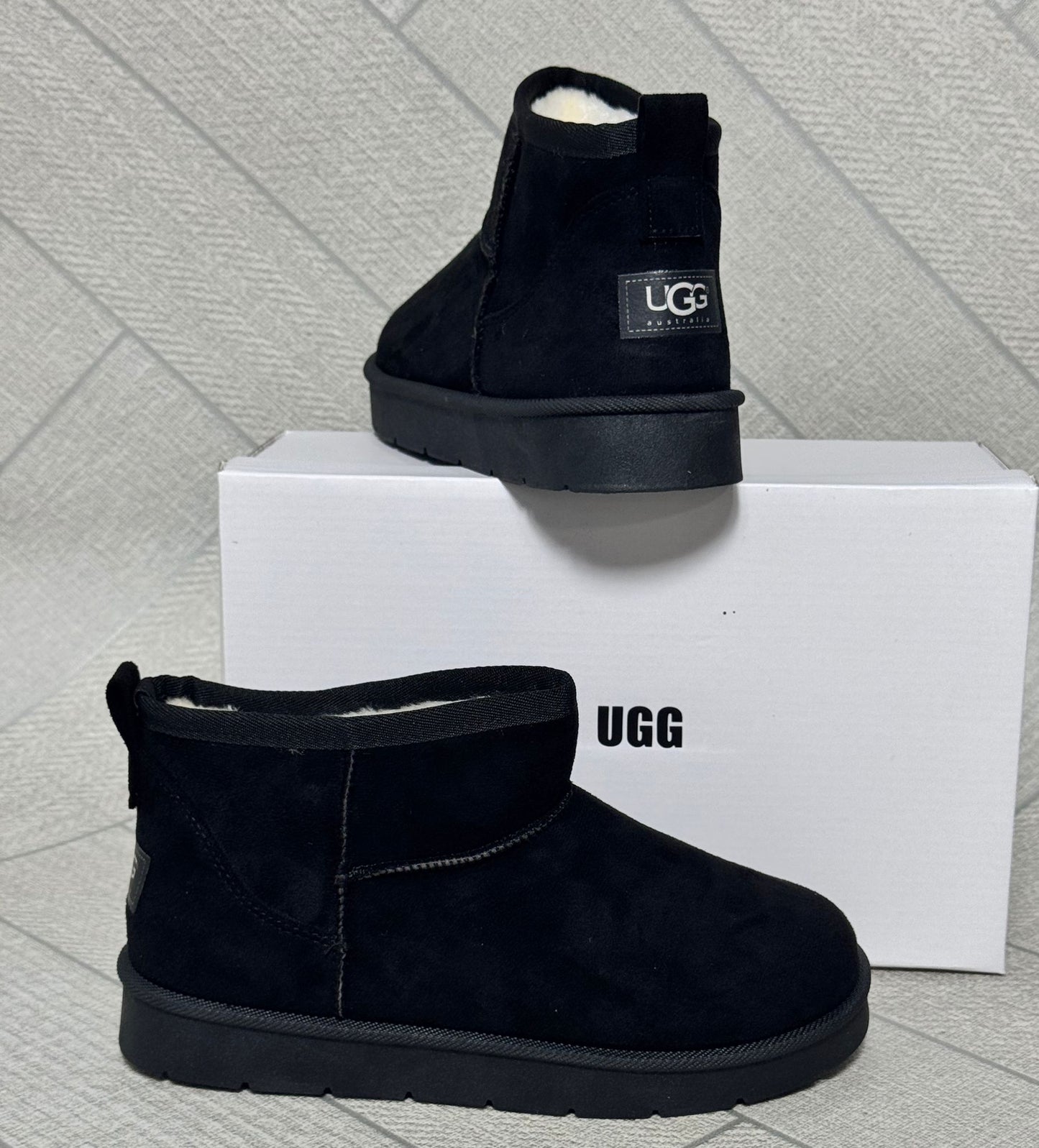 Ladies comfortable UGGS
