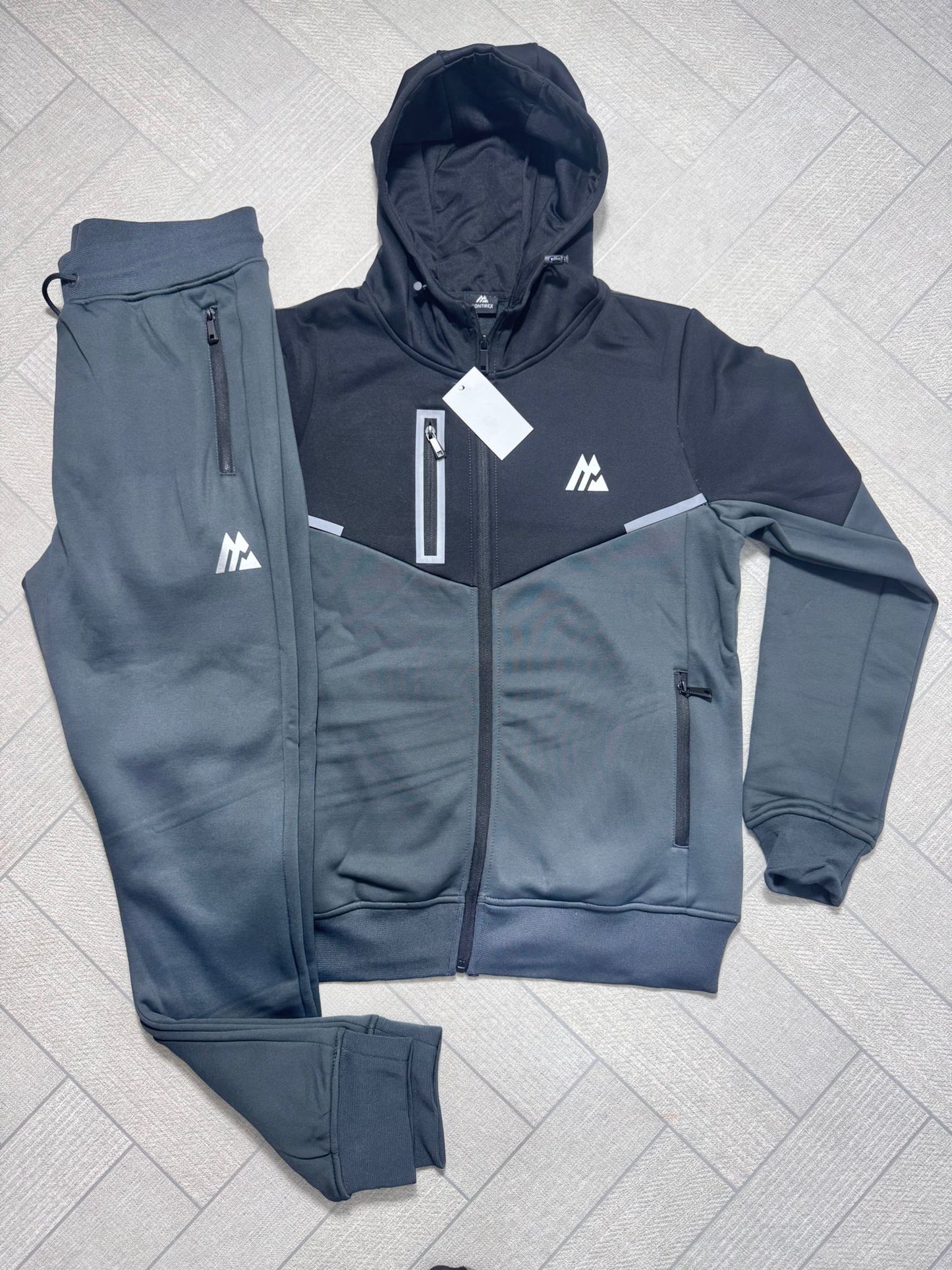 Men's high quality tracksuits