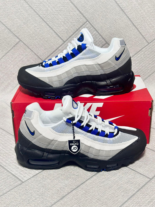 95s trainers For Men