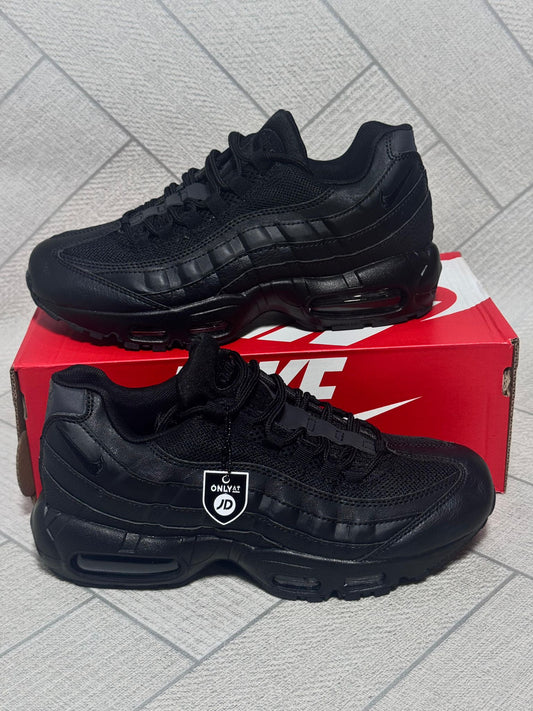 Men's 95s trainers of AAA quality