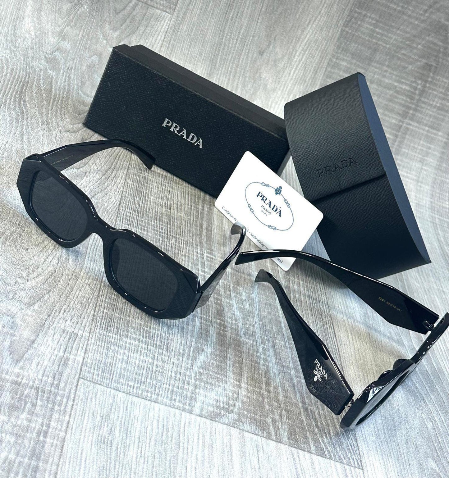 Men's elegant glasses