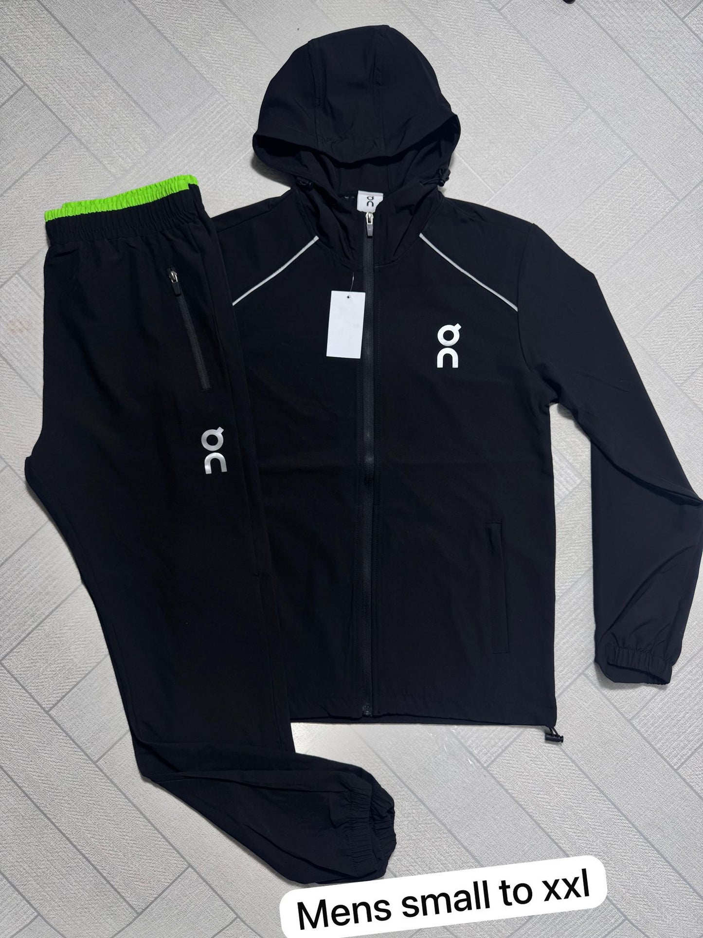 New arrivals light weight tracksuits for men