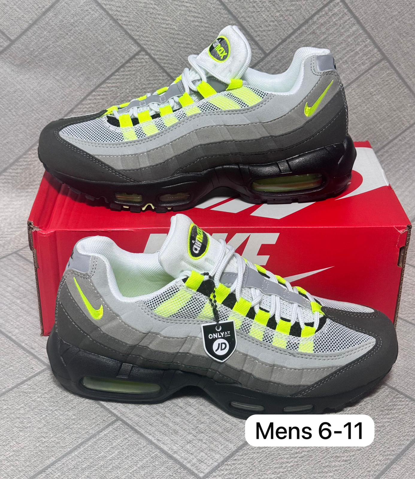 High quality trainer for Men