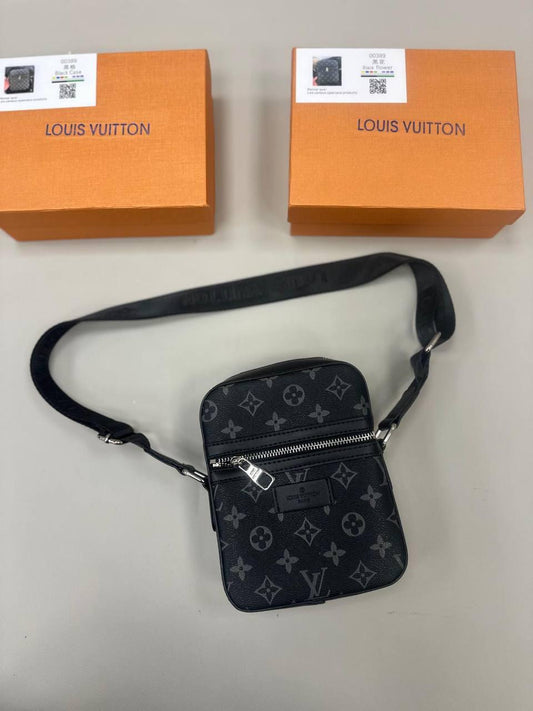 AAA qulaity Men's crossbody bags