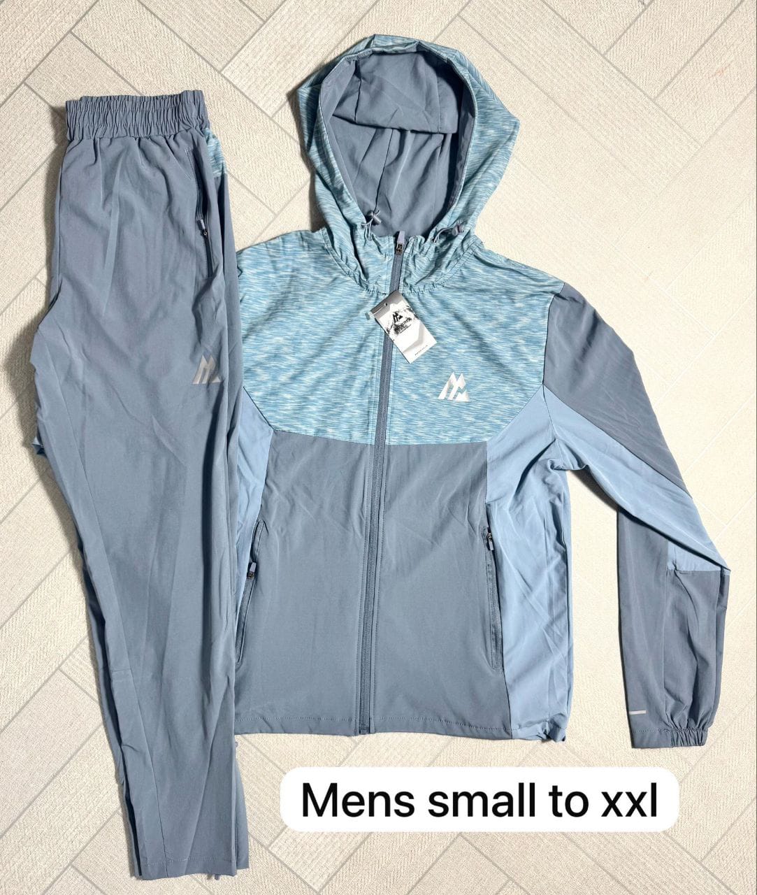 Men's comfyTracksuits.
