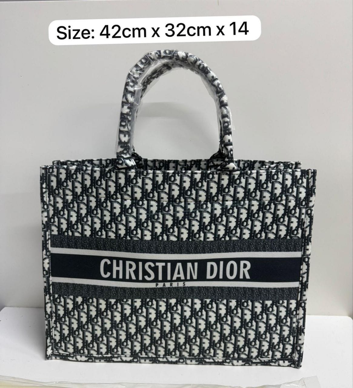 Black & White Tote Bag for ladies