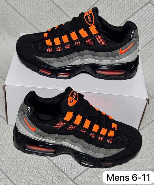 IR MAX Trainers